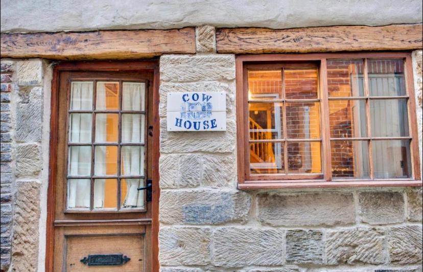 Вилла The Cow House - In The Heart Of Уитби Экстерьер фото